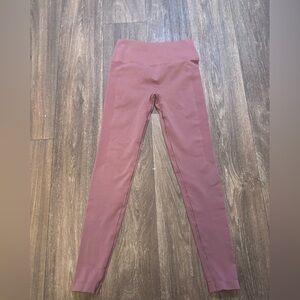 Alphalete Athletics mauve leggings size small-0334
